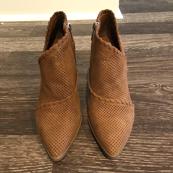 Vince Camuto Lamorna Bootie 